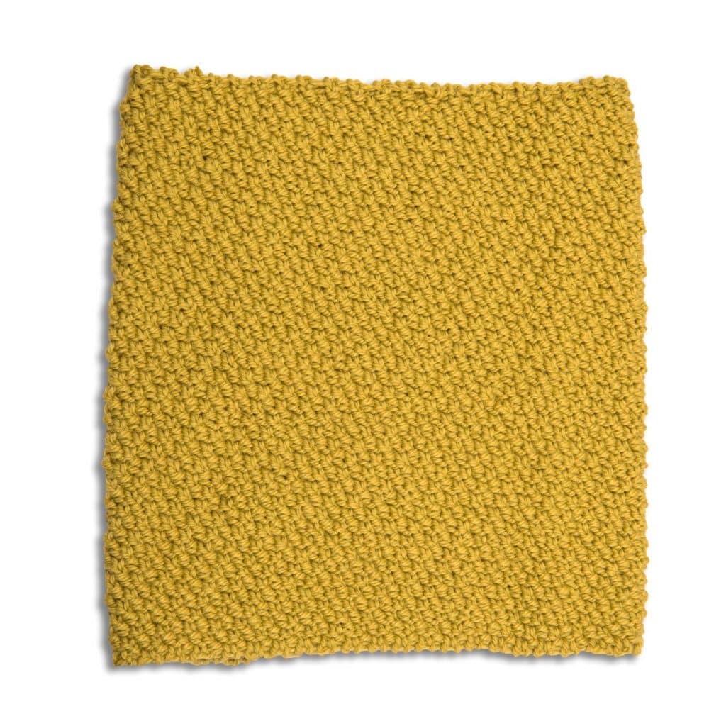 Ręcznie robiony wełniany komin z alpaki w kolorze oliwkowym SERENE