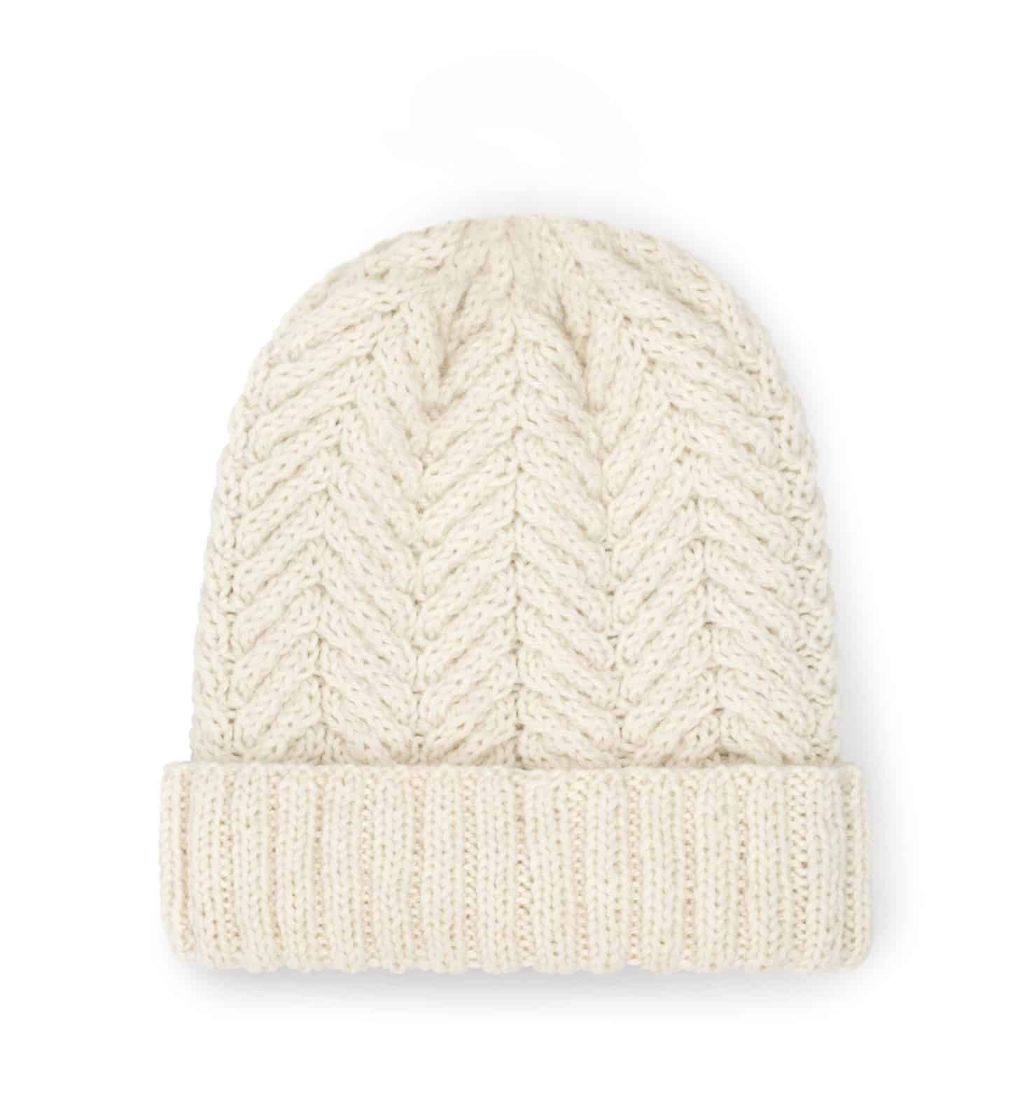 Czapka wełniana CLASSIC No 2 ecru Czapka wełniana handmade CLASSIC No 2 ecru