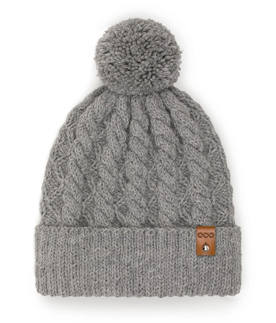 Czapka wełniana z pomponem CLASSIC No 4 szary Czapka wełniana z pomponem handmade CLASSIC No 4 szary