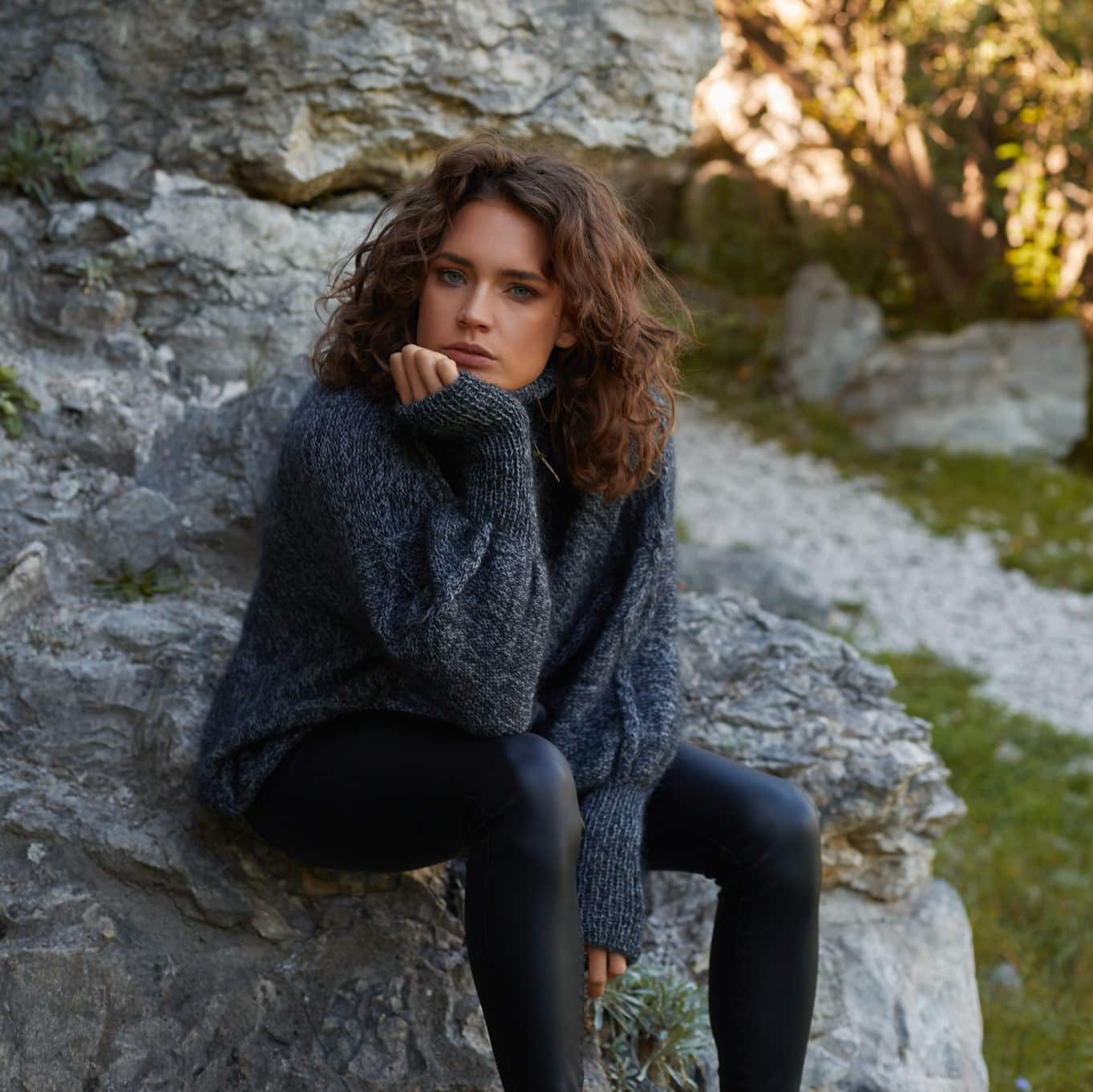 Golf z alpaki i moheru handmade ELEMENT TURTLENECK No 1 Szary golf ręcznie robiony na drutach z alpaki i moheru ELEMENT TURTLENECK No 1