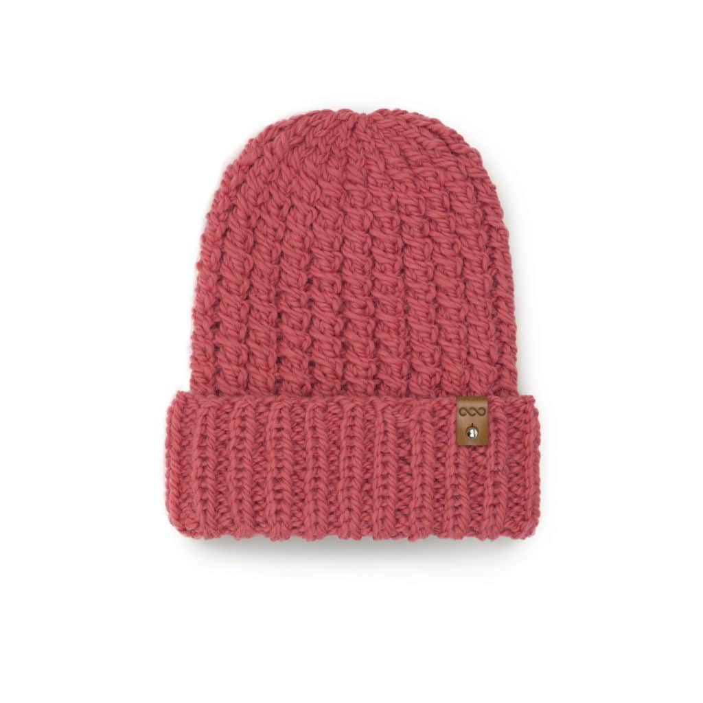 Czapka wełniana handmade MILLU II koralowa - widok z przodu