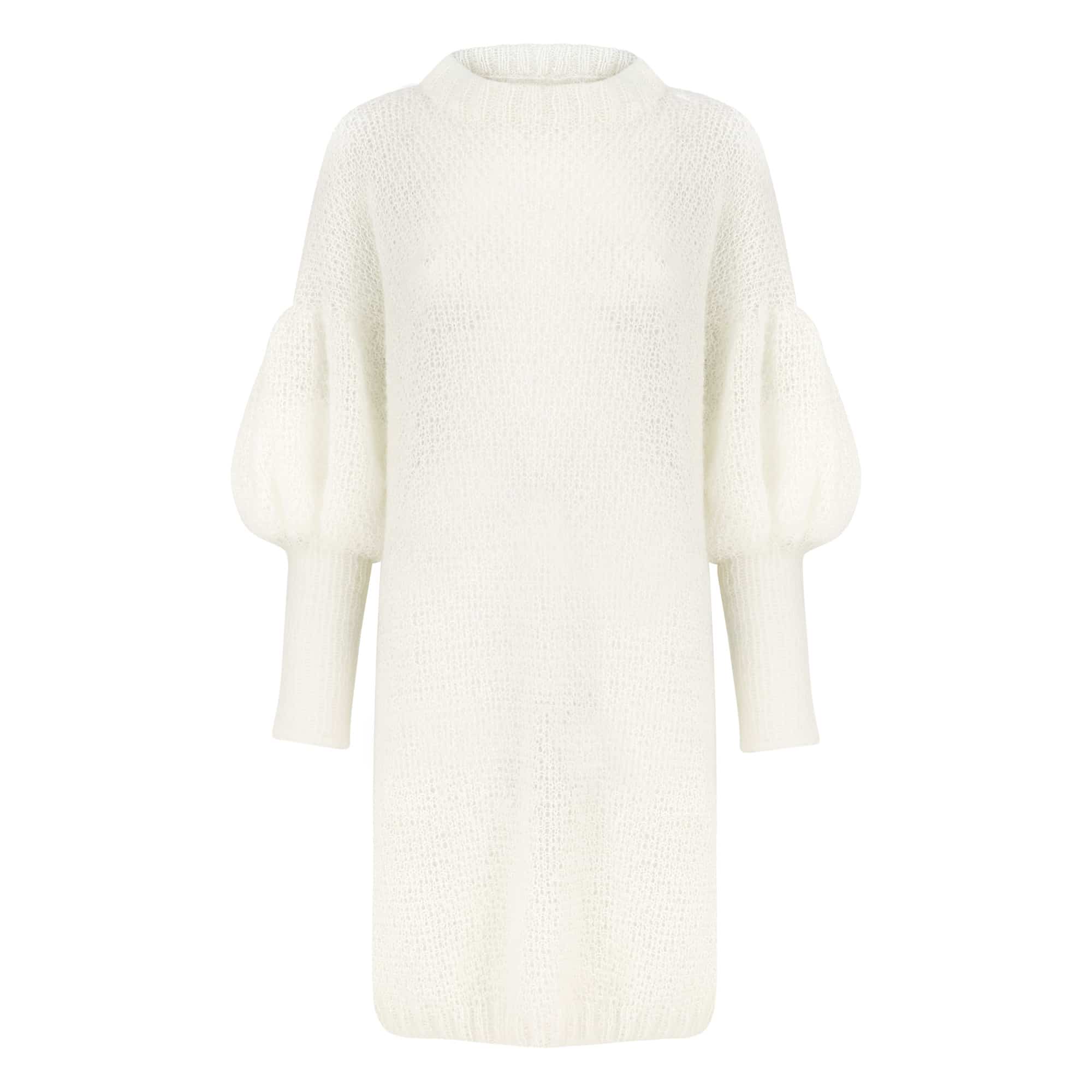 Moherowa sukienka HANDMADE LAUREN LONG biała Ręcznie robiona na drutach biała moherowa sukienka LAUREN LONG z bufiastymi rękawami i półgolfem - widok z przodu