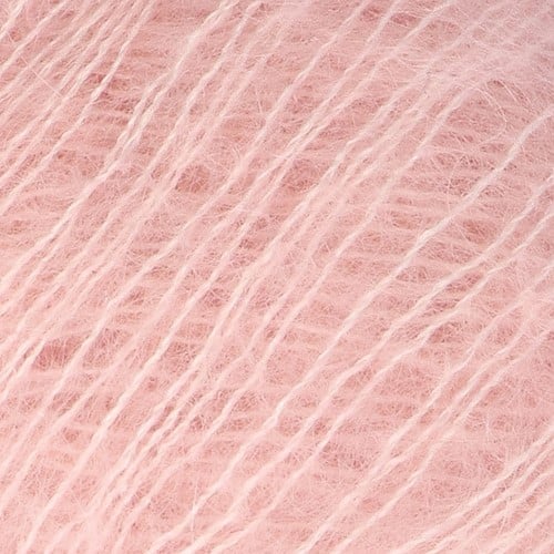 moher pudrowy róż Pudroworóżowy moher w zbliżeniu