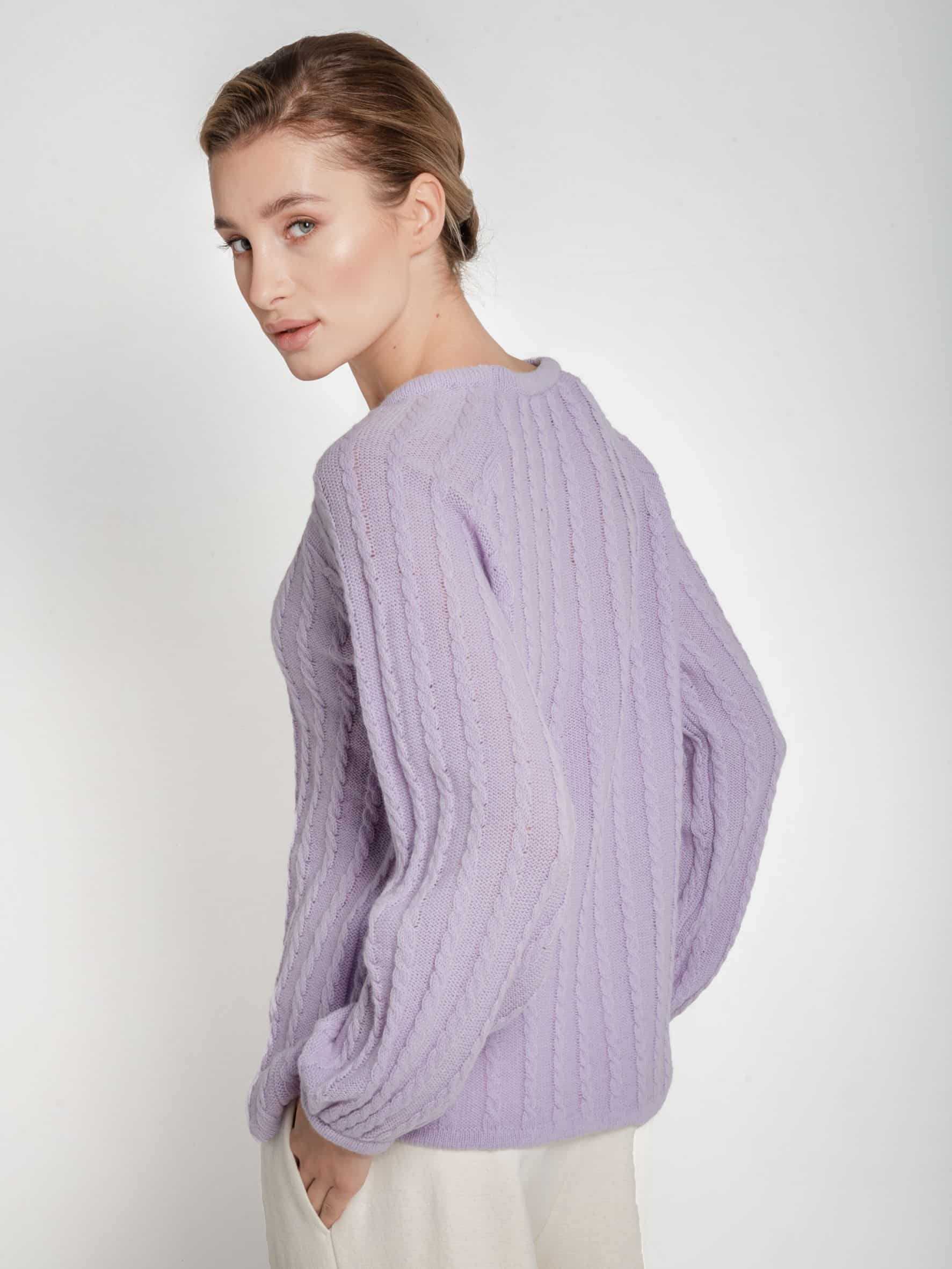 Sweter z wełny merynosa i kaszmiru - ESSENTIAL No 1 liliowy Liliowy sweter z merynosa i kaszmiru ESSENTIAL No 1 z tyłu